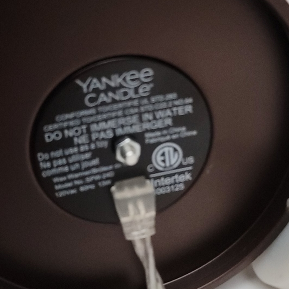 Yankees Candle Tree warmer - Picture 2 of 2